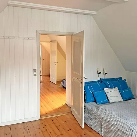 度假居 6 Person In 斯瓦尼克